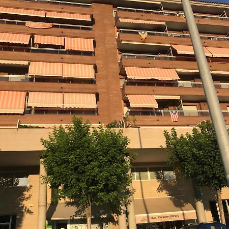 Apartamento Recien Reformado Con Vistas Al Rio Balaguer Bagian luar foto