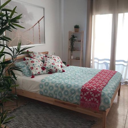Apartamento Recien Reformado Con Vistas Al Rio Balaguer Bagian luar foto
