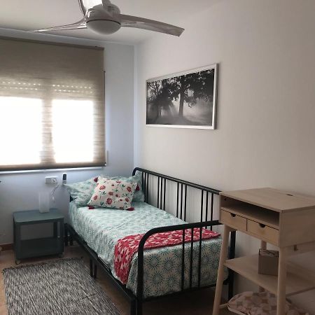 Apartamento Recien Reformado Con Vistas Al Rio Balaguer Bagian luar foto