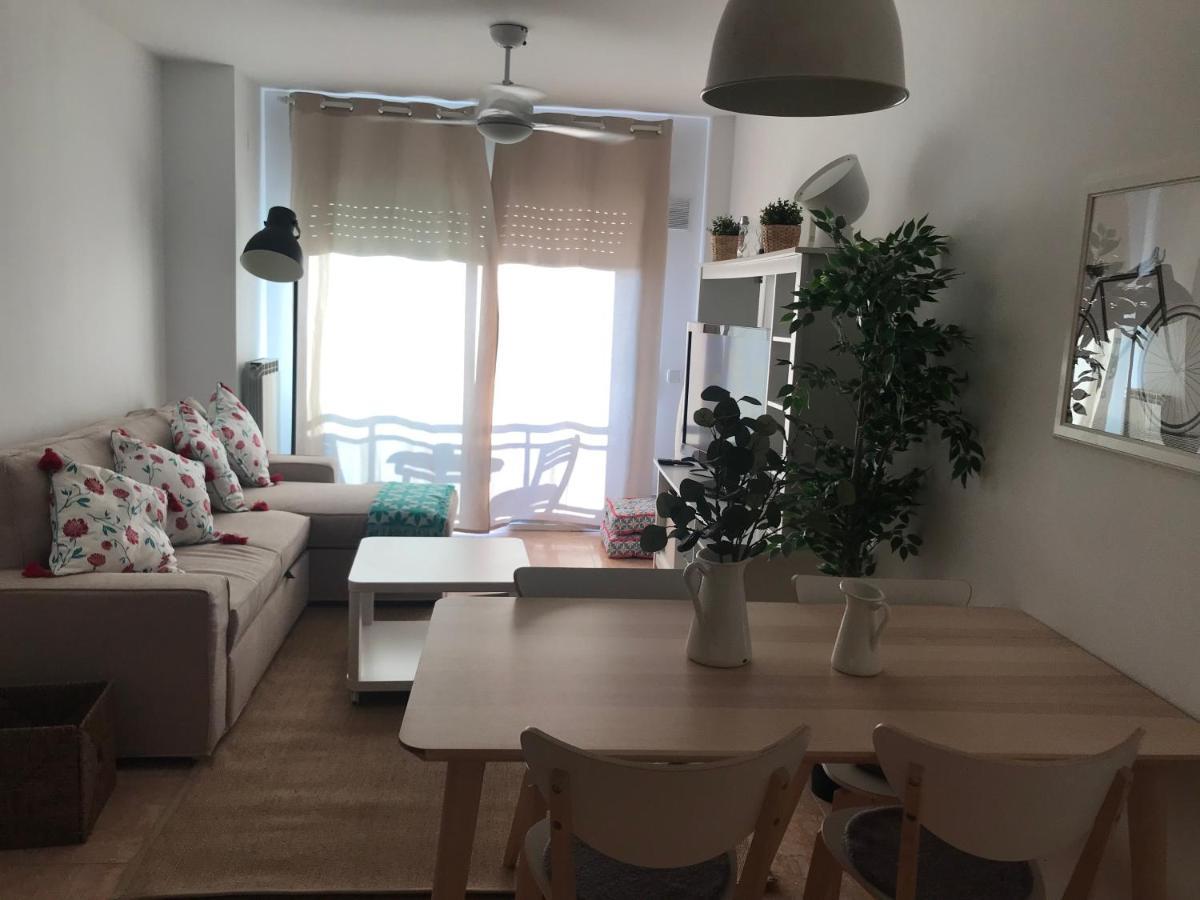 Apartamento Recien Reformado Con Vistas Al Rio Balaguer Bagian luar foto